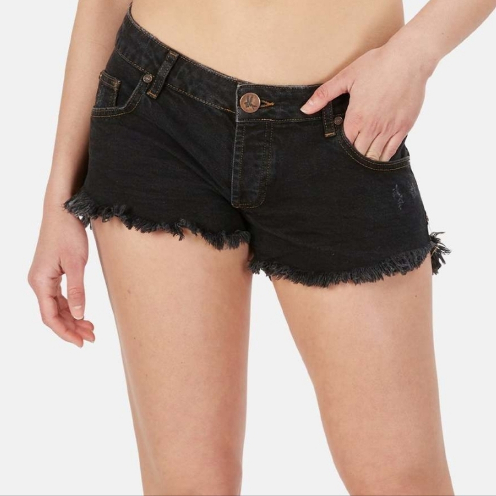 One Teaspoon Worn Black Dukes Low Rise Waist Mini Shorts 100% Cotton Size 26
